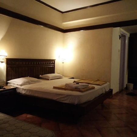 Ty Anand Ritz Matheran Exterior photo